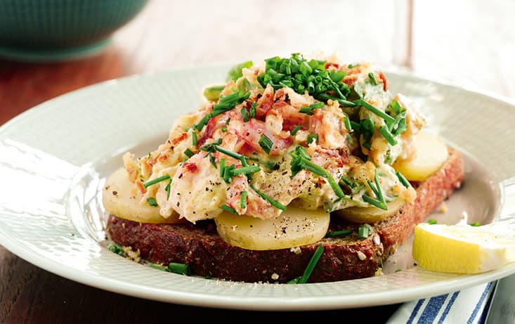 Macka med Rökt lax & räkor - Grovbröd - Recept | Pågen